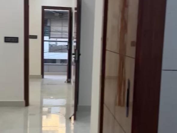 Flat for sale in Pitampura