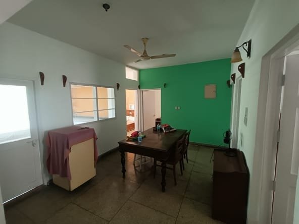Flat for sale in Vasant Kunj