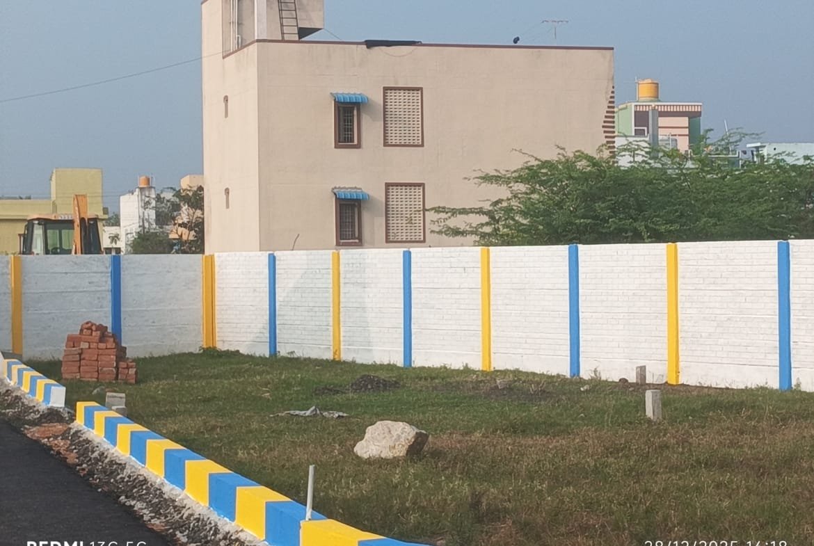 Plot for sale in Putlur