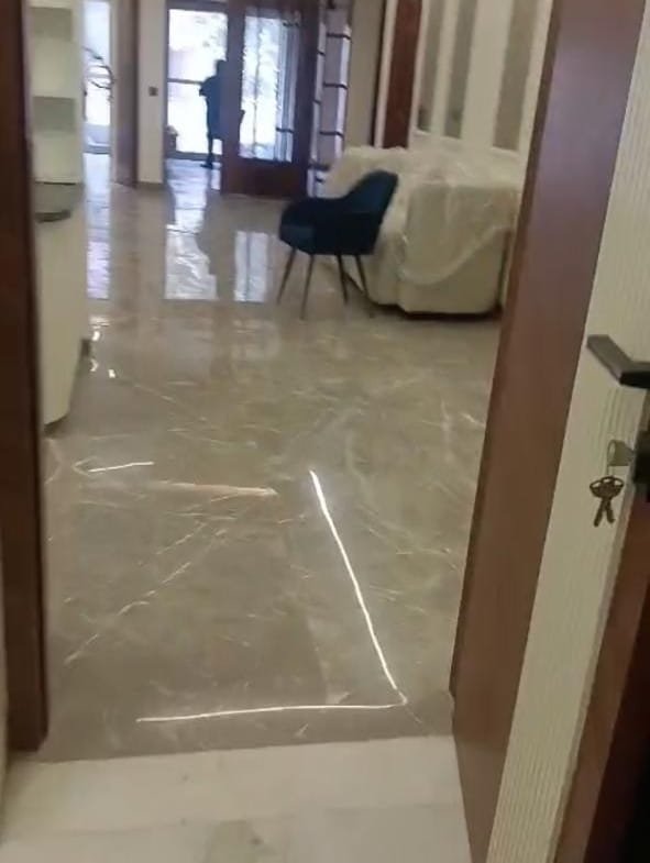 5BHK Floor for sale in Pitampura