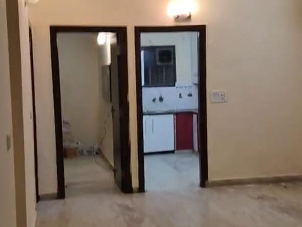 2Bhk Floor on Rent in Pitampura