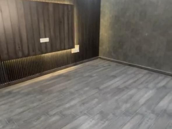 Flat on sale in Pitampura