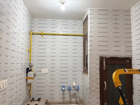 Flat for Rent in Okhla
