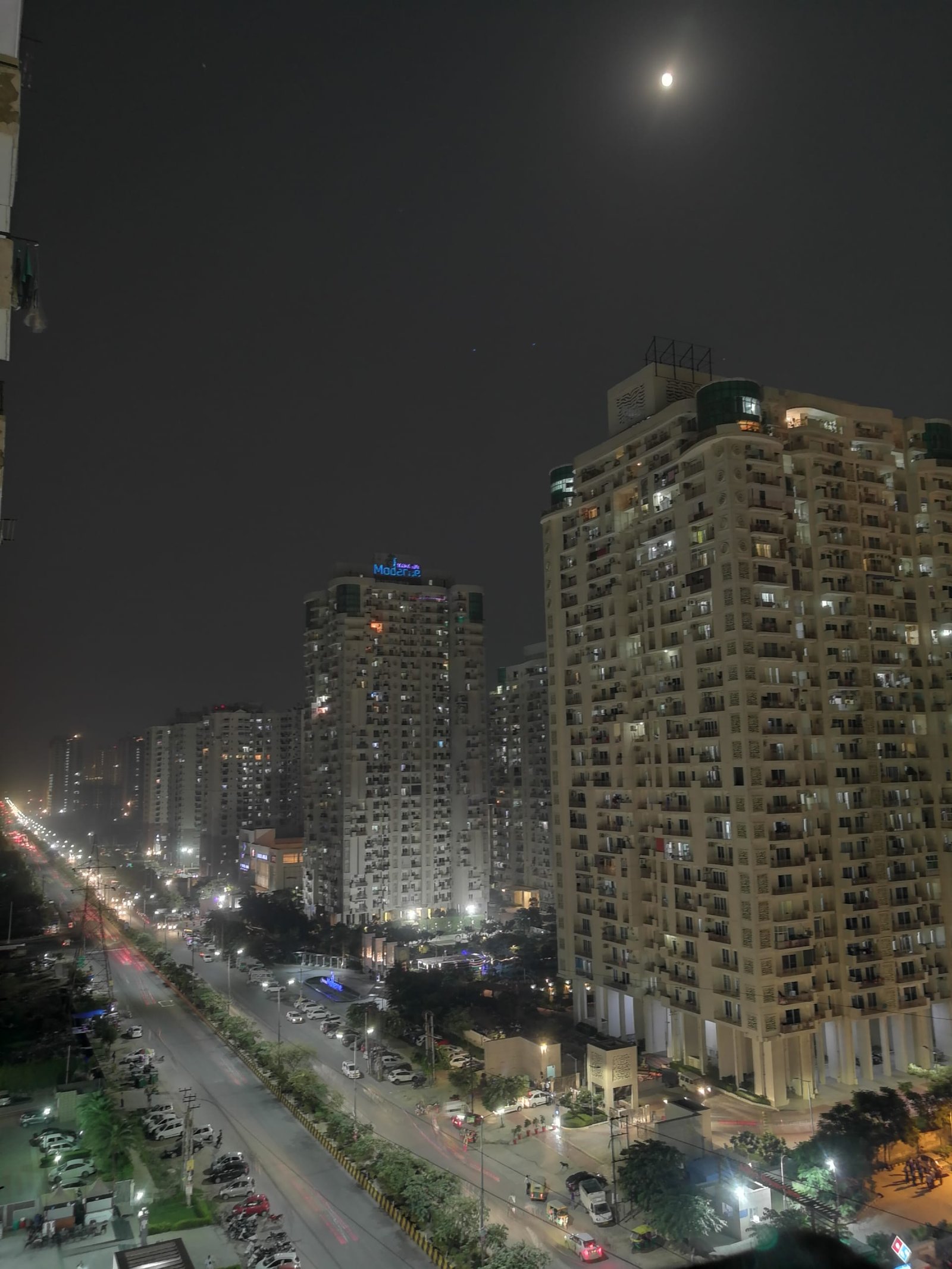 Gaur City