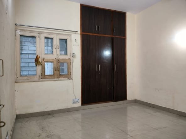 2BHK Flat for Sale in Patparganj Delhi