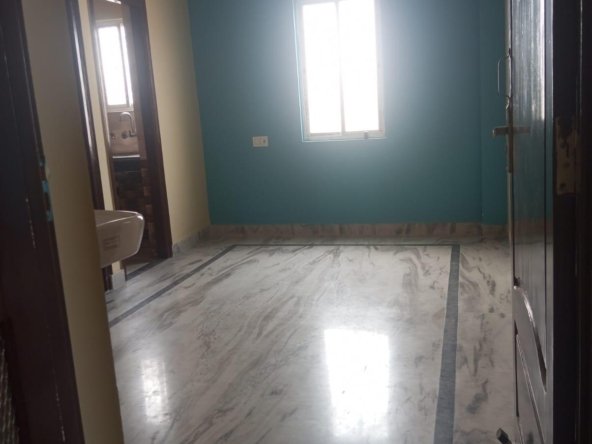 2BHK Flat for Rent in Beleghata Kolkata