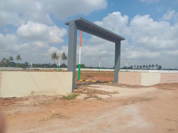 Plot for sale in chowdasandra