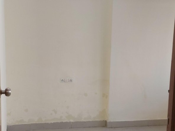 2Bhk Flat in Beleghata for Rent